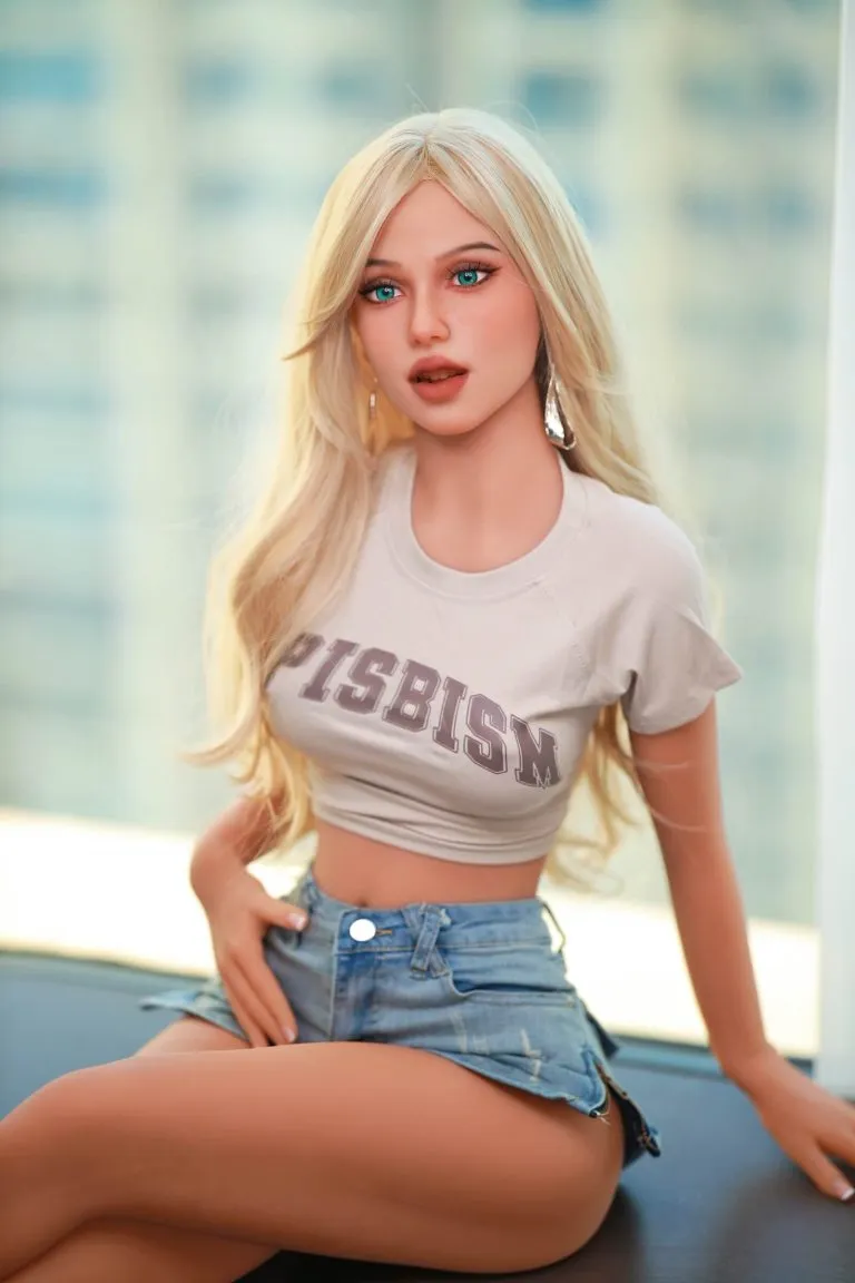 Păpușă Sexuală DutchDoll Lilly