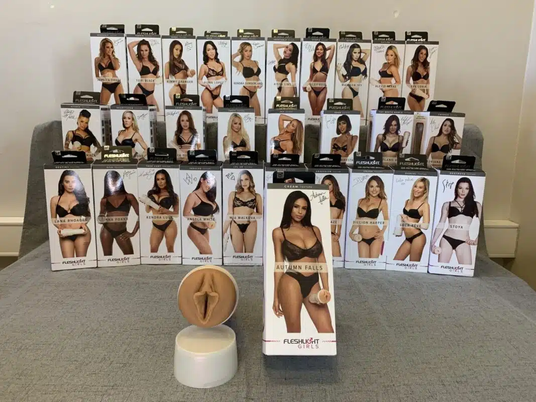 Top 5 Modele Fleshlight Autumn Falls Cream intensitate ridicată